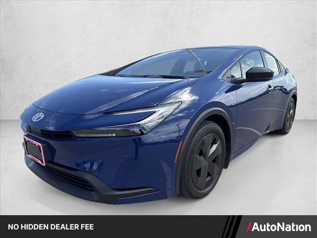 Used 2026 Toyota Prius LE FWD image 1