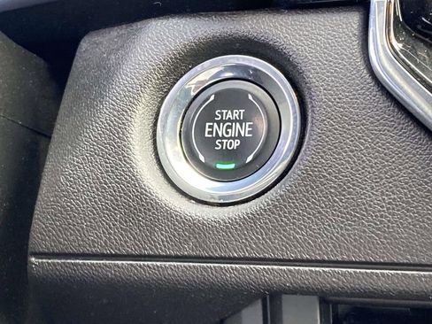 Used 2023 Chevrolet Colorado W/T image 26