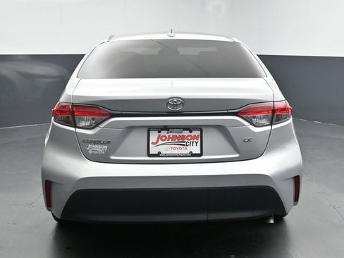 Used 2023 Toyota Corolla LE image 7