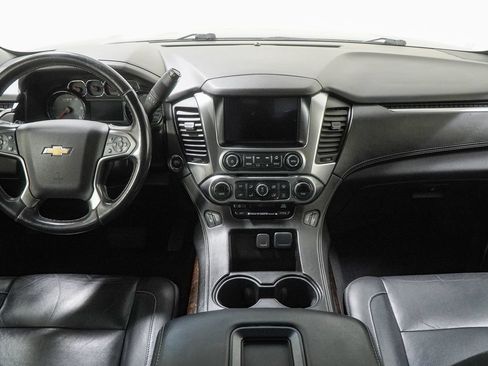Used 2019 Chevrolet Tahoe LT w/ Luxury Package AWD/4WD image 24