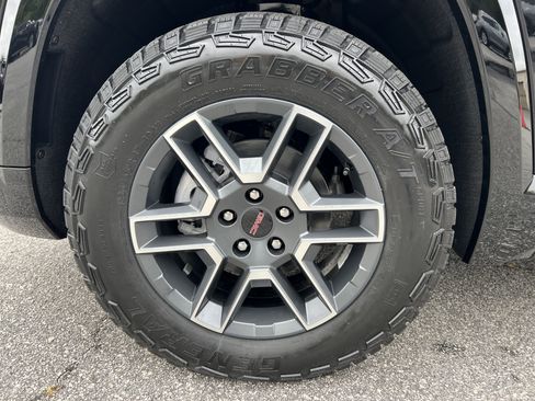 New 2026 GMC Terrain AT4 w/ Convenience Package III image 14