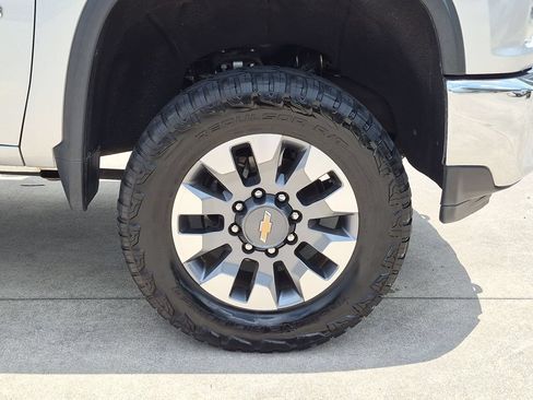 Used 2022 Chevrolet Silverado 2500 LT w/ All Star Edition AWD/4WD image 26