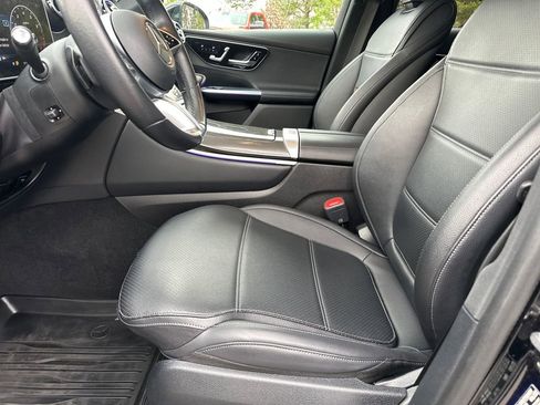 Used 2023 Mercedes-Benz GLC 300 image 19