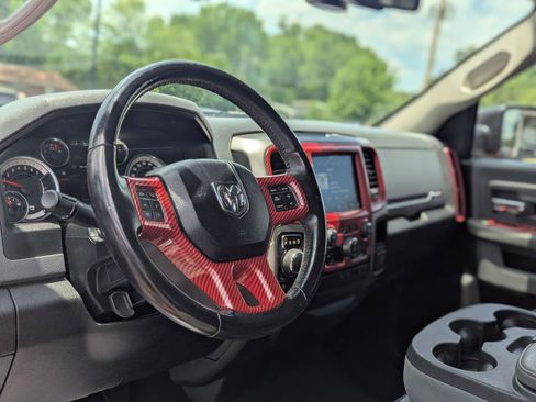 Used 2019 RAM 1500 Big Horn AWD/4WD image 26