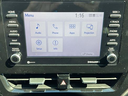 Used 2021 Toyota Camry SE image 27