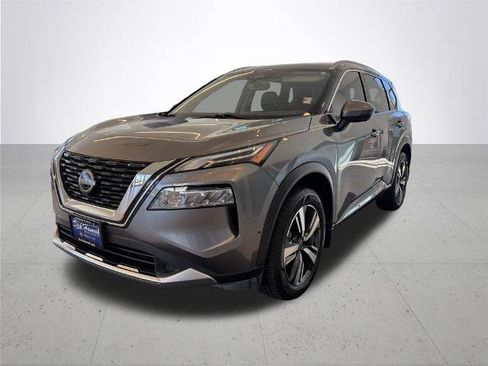 Certified 2023 Nissan Rogue Platinum w/ Platinum Premium Package AWD/4WD image 2