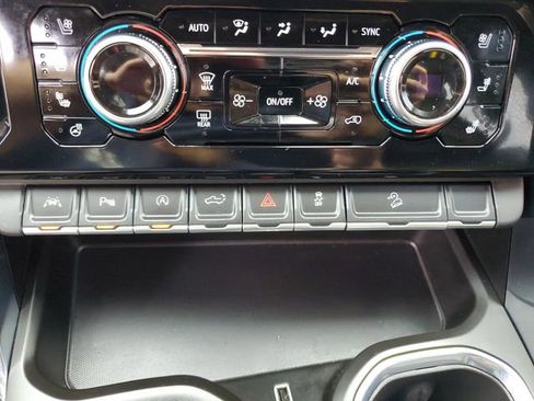 Used 2025 GMC Sierra 1500 Denali image 24