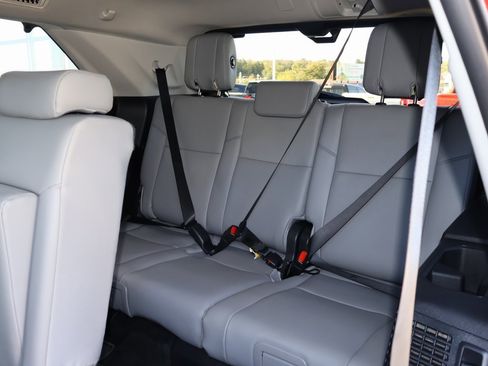 Used 2024 Toyota Sequoia Limited image 32