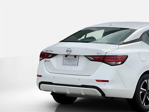 Used 2024 Nissan Sentra SV image 8