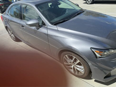 Used 2020 Lexus IS 300 image 7