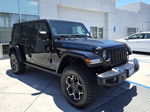 Used 2023 Jeep Wrangler Unlimited Rubicon 4xe AWD/4WD image 6