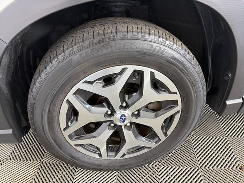 Certified 2023 Subaru Forester Premium AWD/4WD image 13