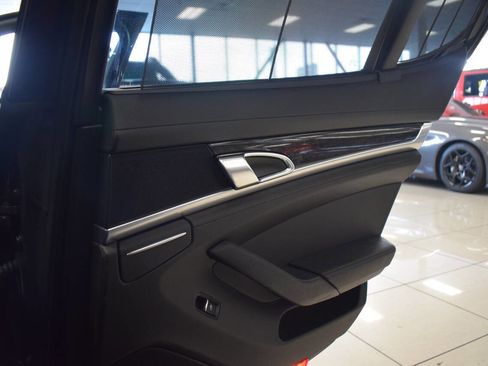 Used 2016 Porsche Panamera image 49
