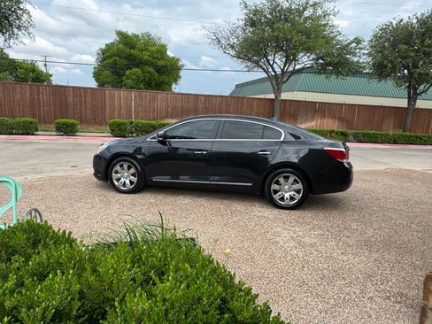Used 2012 Buick LaCrosse Premium w/ Driver Confidence Package image 11