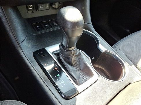 Used 2019 Toyota Highlander AWD V6 image 17
