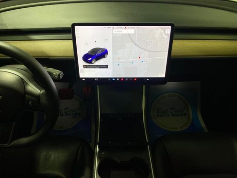 Used 2020 Tesla Model Y Long Range AWD/4WD image 11