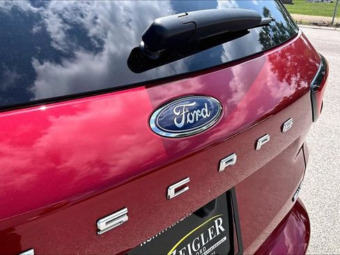 Used 2024 Ford Escape ST-Line AWD/4WD image 31