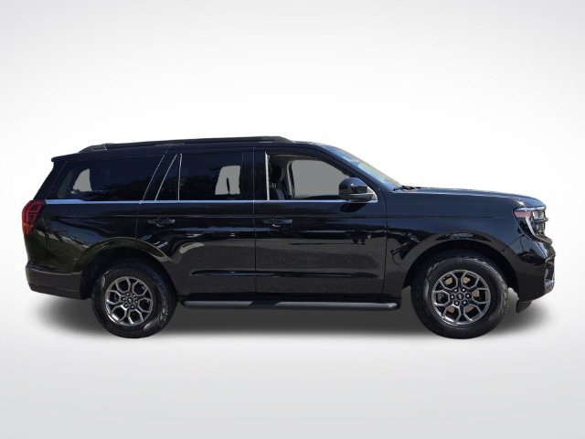 Certified 2025 Ford Expedition Active AWD/4WD image 10