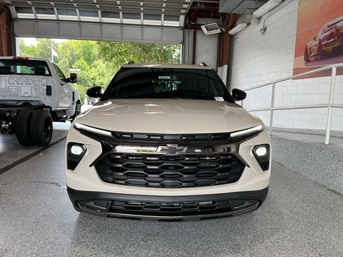 New 2026 Chevrolet TrailBlazer ACTIV w/ Convenience Package FWD image 2