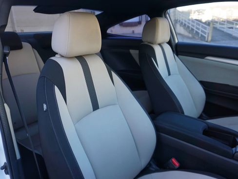 Used 2017 Honda Civic EX-T image 18