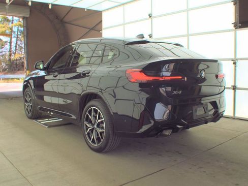 Used 2025 BMW X4 xDrive30i w/ Premium Package AWD/4WD image 9