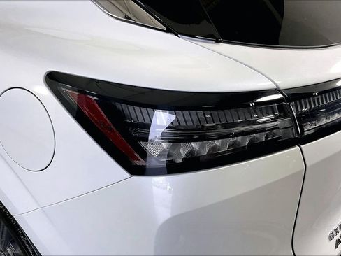 Certified 2025 Nissan Murano SL image 40