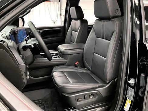 Used 2025 Chevrolet Tahoe RST w/ Comfort Package AWD/4WD image 24