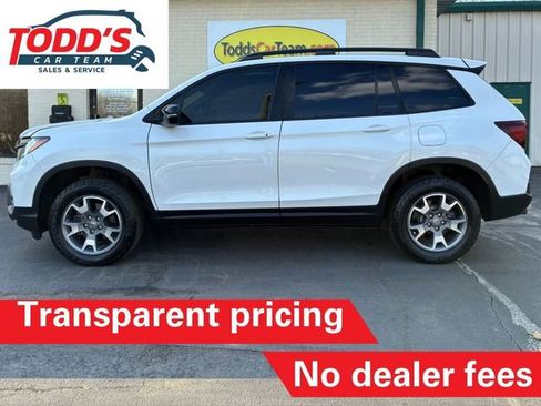 Used 2023 Honda Passport TrailSport image 3