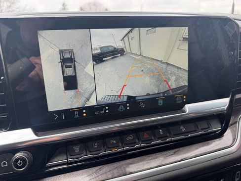 Used 2025 Chevrolet Silverado 2500 LTZ w/ Trail Boss Package image 12