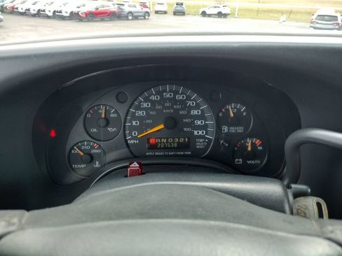 Used 2000 Chevrolet Express 1500 Passenger w/ LS Preferred Equipment Group RWD image 18