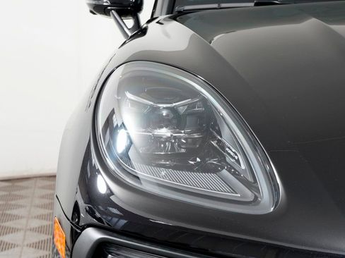 New 2026 Porsche Macan S AWD/4WD image 11