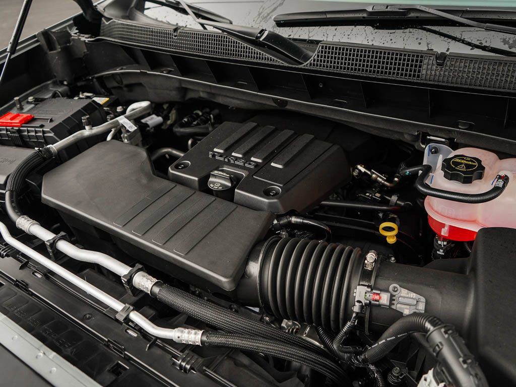 New 2025 Chevrolet Silverado 1500 LT AWD/4WD image 7
