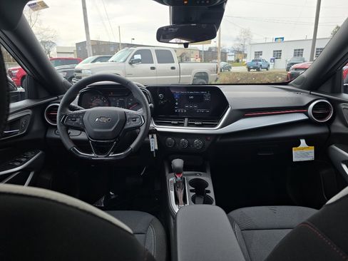 New 2026 Chevrolet Trax RS image 16