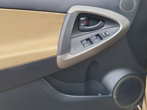 Used 2009 Toyota RAV4 UP image 6