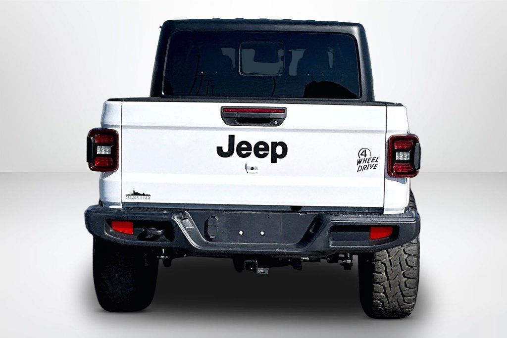 Used 2024 Jeep Gladiator Sport AWD/4WD image 7