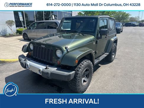 Used 2009 Jeep Wrangler Sahara w/ Dual Top Group image 8