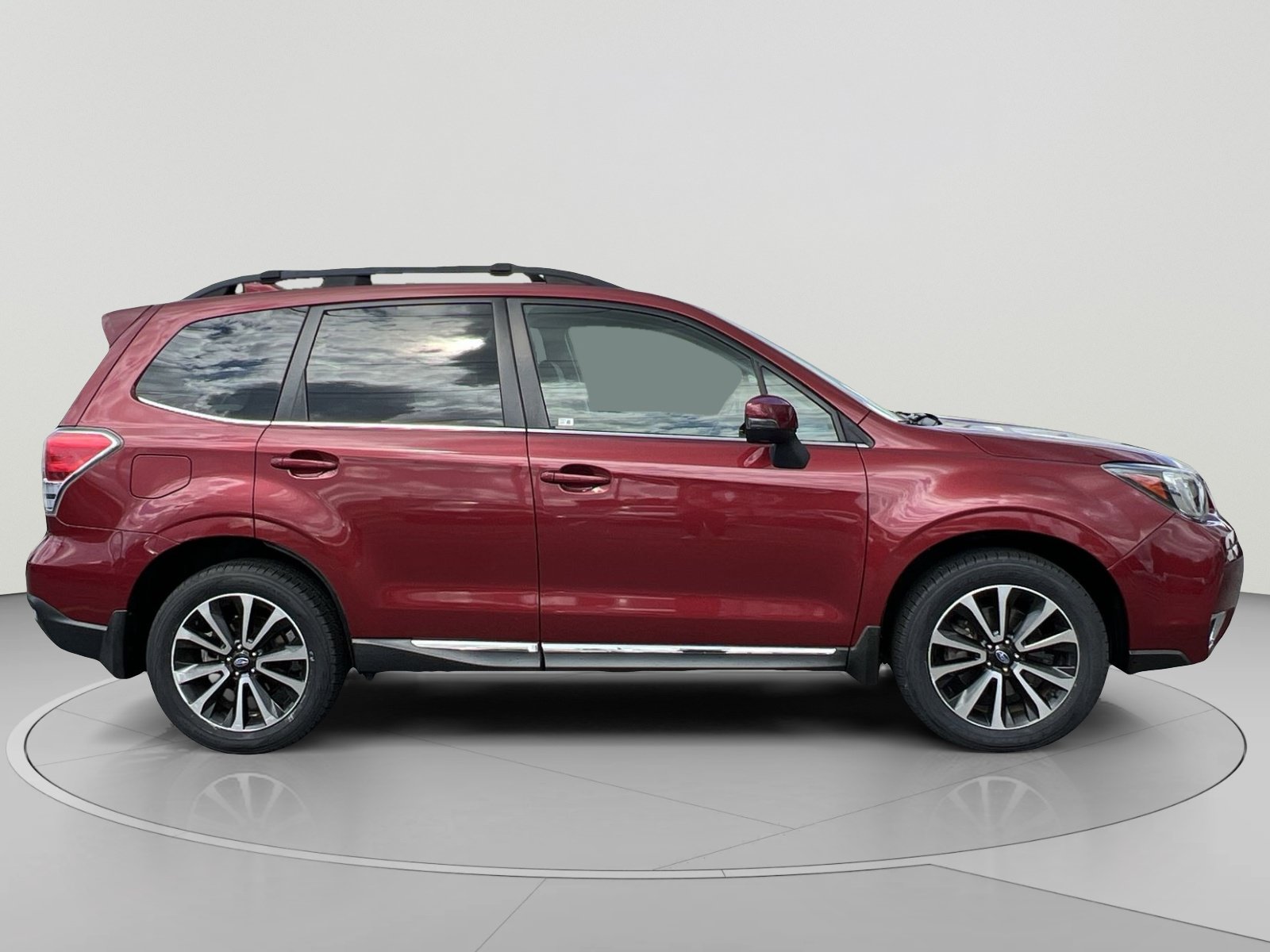 Used 2017 Subaru Forester 2.0XT Touring AWD/4WD image 6