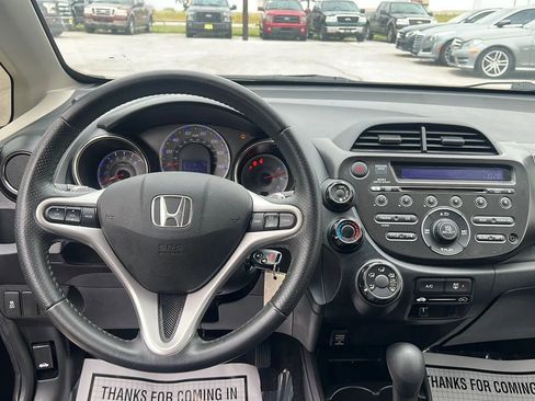 Used 2013 Honda Fit Sport image 9
