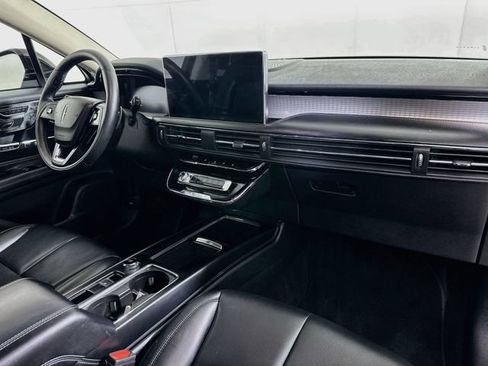 Certified 2023 Lincoln Corsair AWD w/ Equipment Group 101A image 29