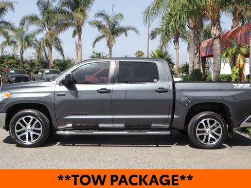 Used 2018 Toyota Tundra SR5 w/ SR5 Upgrade Package AWD/4WD image 5