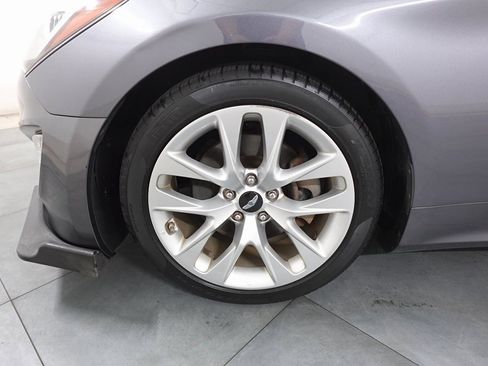 Used 2016 Hyundai Genesis 3.8 image 22