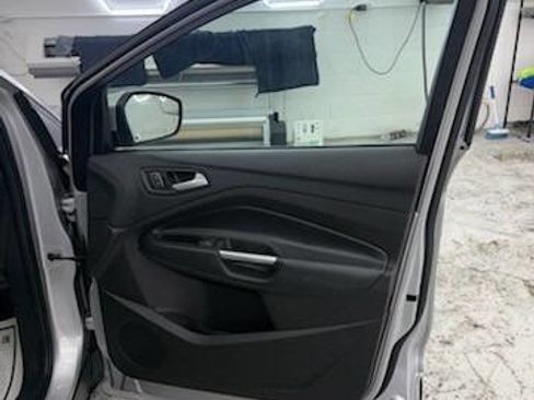 Used 2018 Ford Escape Titanium image 22