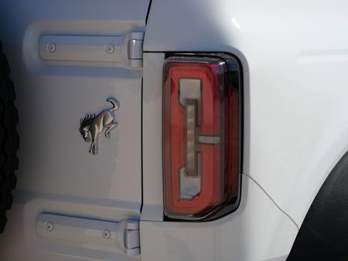 New 2026 Ford Bronco Badlands AWD/4WD image 9