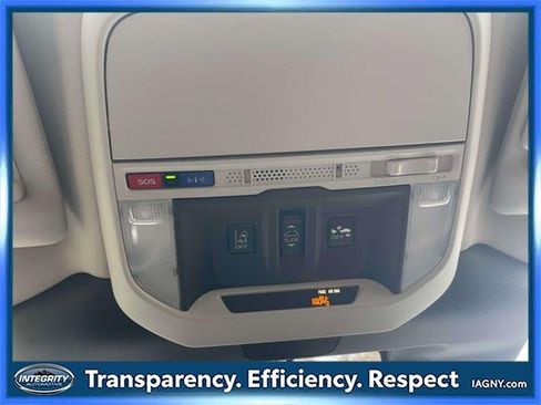 Used 2023 Subaru Forester Touring image 33