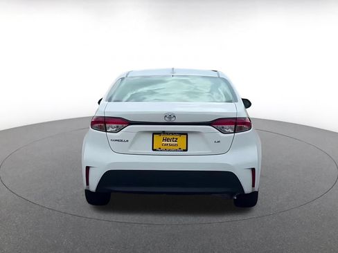 Used 2025 Toyota Corolla LE FWD image 12