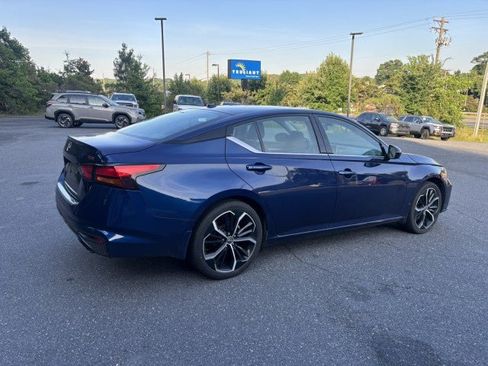 Used 2023 Nissan Altima 2.5 SR FWD image 7