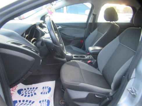 Used 2014 Ford Focus SE image 23