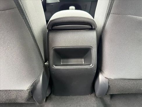 Used 2020 Toyota Corolla LE FWD image 23