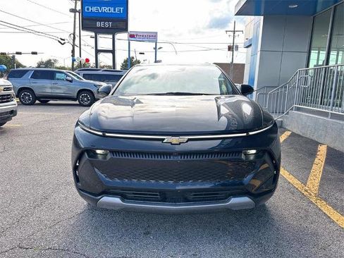 New 2025 Chevrolet Equinox EV LT w/ LPO, All-Weather Mat Package image 2