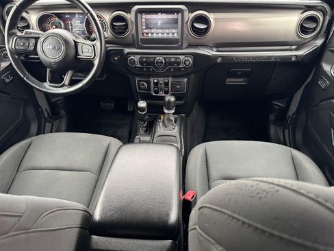 Used 2020 Jeep Wrangler Unlimited Sport image 11